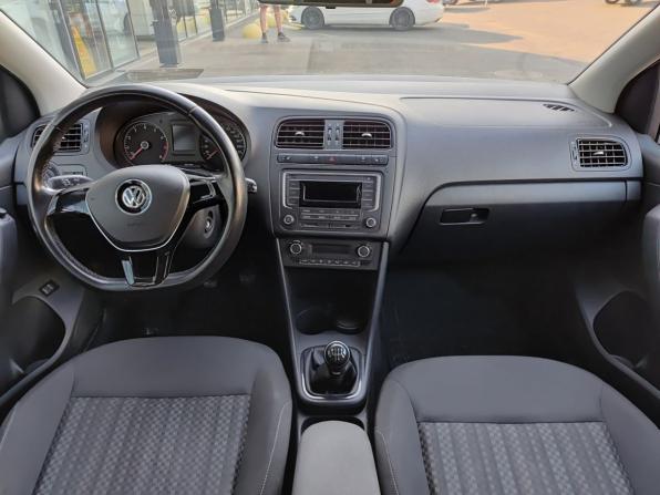 Volkswagen Polo V Рестайлинг с пробегом 2017 года, цена 930 000 рублей, 97452 км, седан, Автокод Объявления