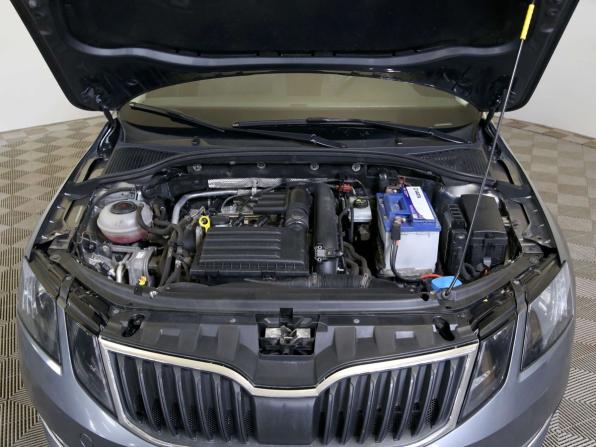 Skoda Octavia III (A7) Рестайлинг с пробегом 2019 года, цена 1 290 000 рублей, 250559 км, лифтбек, Автокод Объявления