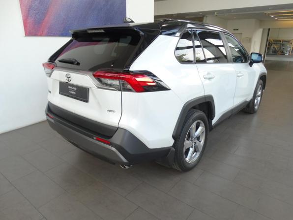 Toyota RAV4 V (XA50) с пробегом 2020 года, цена 2 889 000 рублей, 93436 км, внедорожник, Автокод Объявления