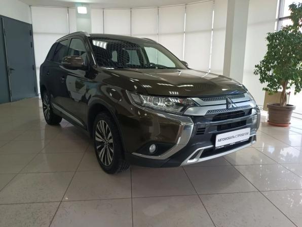Mitsubishi Outlander III Рестайлинг 3 с пробегом 2020 года, цена 2 195 000 рублей, 158710 км, внедорожник, Автокод Объявления