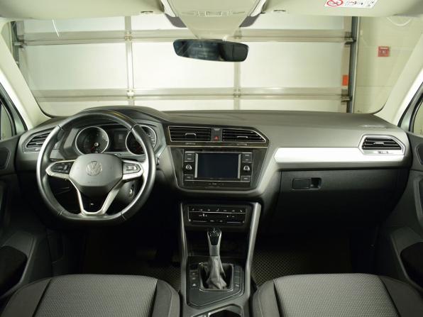 Volkswagen Tiguan II Рестайлинг с пробегом 2022 года, цена 2 131 999 рублей, 214604 км, внедорожник, Автокод Объявления