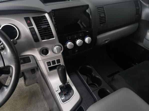 Toyota Tundra II с пробегом 2009 года, цена 2 650 000 рублей, 251000 км, пикап, Автокод Объявления
