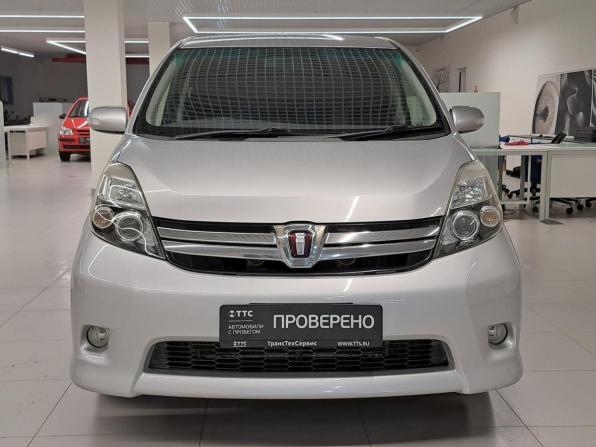 Toyota ISis I Рестайлинг с пробегом 2012 года, цена 1 229 000 рублей, 159828 км, минивэн, Автокод Объявления