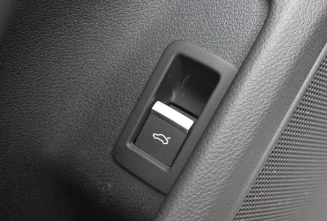 Audi A4 V (B9) с пробегом 2019 года, цена 2 300 000 рублей, 103324 км, седан, Автокод Объявления