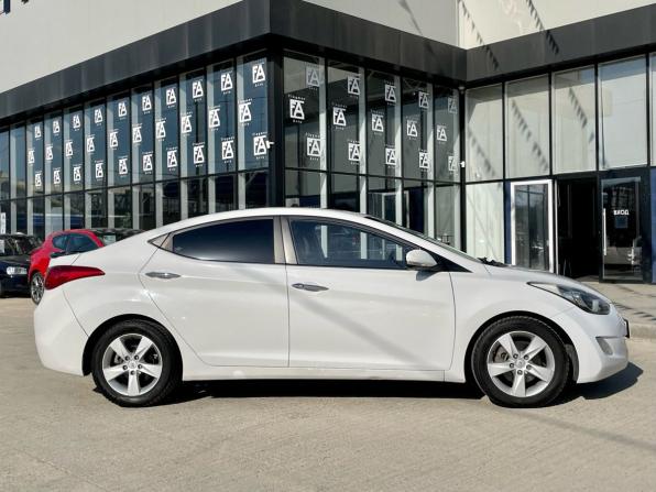 Hyundai Avante V с пробегом 2011 года, цена 1 050 000 рублей, 148000 км, седан, Автокод Объявления