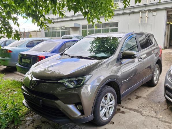 Toyota RAV4 IV (XA40) Рестайлинг с пробегом 2017 года, цена 2 469 000 рублей, 123002 км, внедорожник, Автокод Объявления
