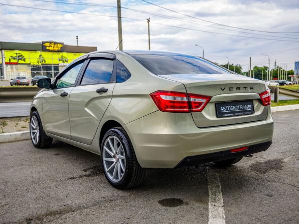 Lada (ВАЗ) Vesta I с пробегом 2018 года, цена 898 000 рублей, 133481 км, седан, Автокод Объявления