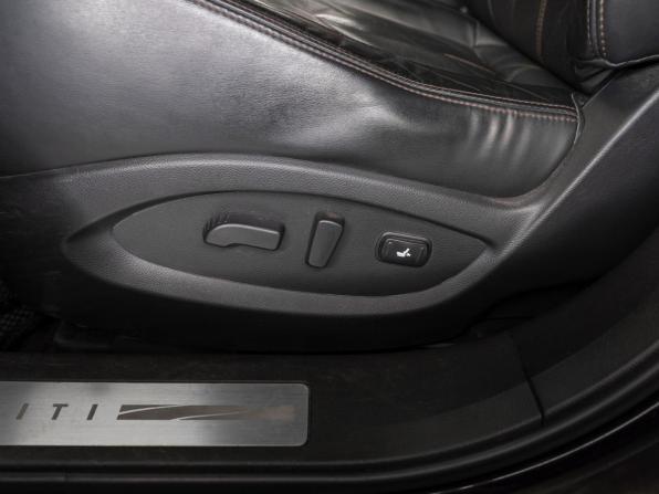 Infiniti QX70 с пробегом 2015 года, цена 1 900 000 рублей, 143127 км, внедорожник, Автокод Объявления