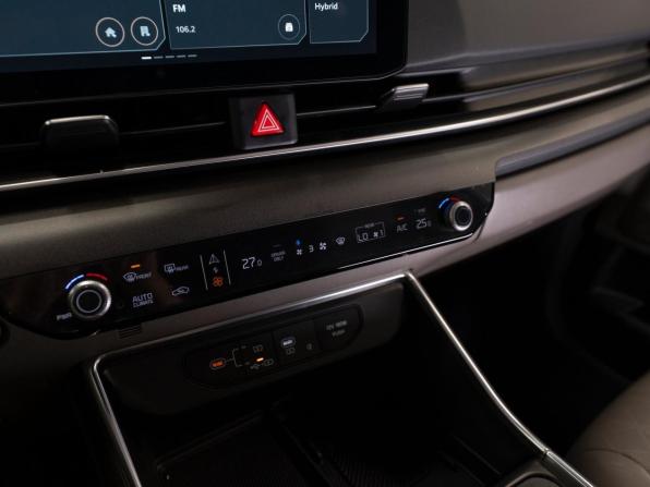 Kia Carnival IV Рестайлинг с пробегом 2023 года, цена 5 200 000 рублей, 59611 км, минивэн, Автокод Объявления