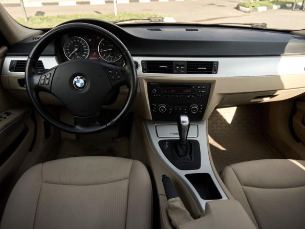 BMW 3 серии V (E90/E91/E92/E93) Рестайлинг с пробегом 2011 года, цена 941 000 рублей, 236727 км, седан, Автокод Объявления