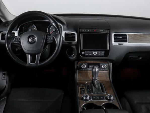 Volkswagen Touareg II Рестайлинг с пробегом 2017 года, цена 2 950 000 рублей, 99825 км, внедорожник, Автокод Объявления