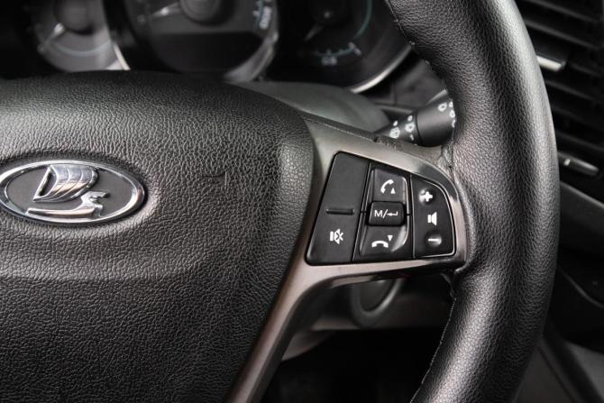 Lada (ВАЗ) Vesta I с пробегом 2017 года, цена 719 000 рублей, 256080 км, седан, Автокод Объявления