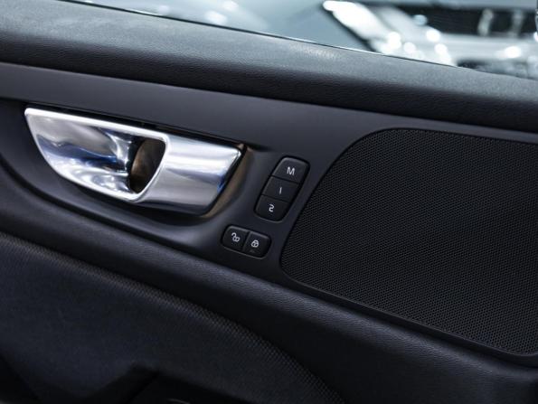 Volvo S60 III с пробегом 2019 года, цена 3 070 000 рублей, 138050 км, седан, Автокод Объявления