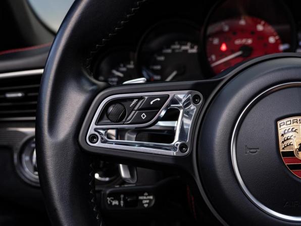 Porsche 911 VII (991) Рестайлинг с пробегом 2017 года, цена 14 849 000 рублей, 24236 км, кабриолет, Автокод Объявления