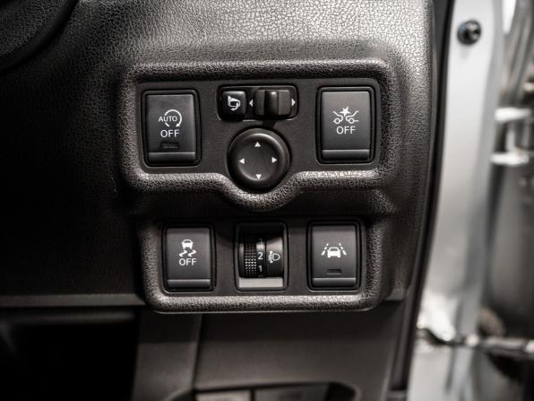 Nissan Note II Рестайлинг с пробегом 2017 года, цена 990 000 рублей, 62695 км, хэтчбек, Автокод Объявления