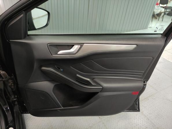 Ford Focus IV с пробегом 2020 года, цена 1 600 000 рублей, 157000 км, универсал, Автокод Объявления