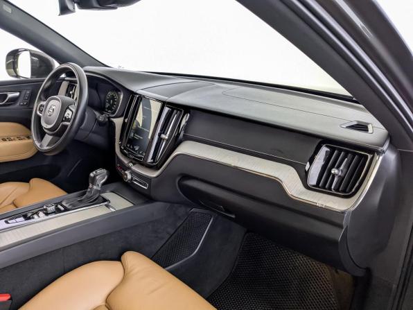 Volvo XC60 II с пробегом 2019 года, цена 3 390 000 рублей, 161048 км, внедорожник, Автокод Объявления