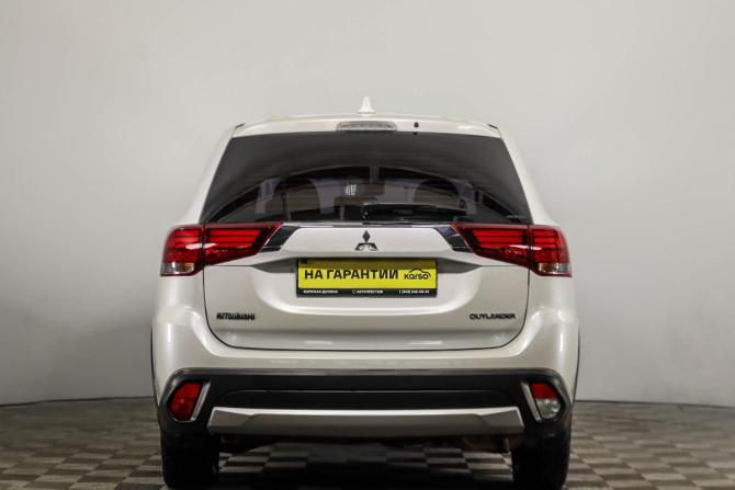 Mitsubishi Outlander III Рестайлинг 2 с пробегом 2017 года, цена 1 759 000 рублей, 163967 км, внедорожник, Автокод Объявления