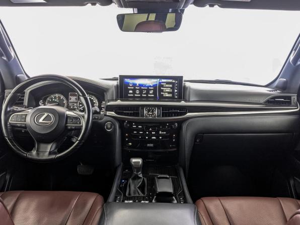 Lexus LX III Рестайлинг 2 с пробегом 2018 года, цена 7 750 000 рублей, 154891 км, внедорожник, Автокод Объявления