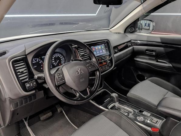 Mitsubishi Outlander III Рестайлинг 3 с пробегом 2020 года, цена 2 399 000 рублей, 98552 км, внедорожник, Автокод Объявления