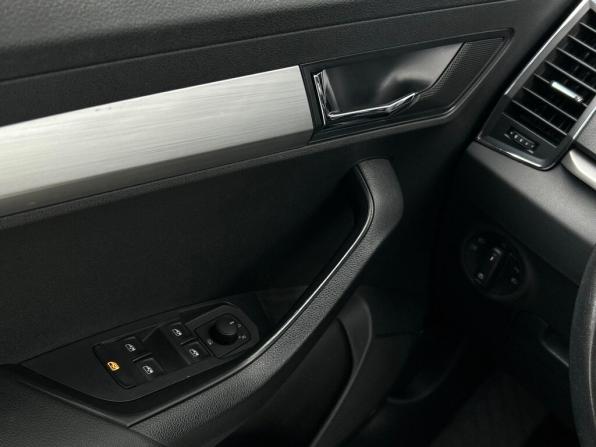 Skoda Karoq I с пробегом 2022 года, цена 2 422 300 рублей, 106766 км, внедорожник, Автокод Объявления