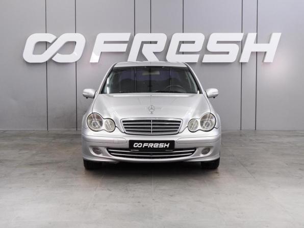 Mercedes-Benz C-Класс II (W203) Рестайлинг с пробегом 2004 года, цена 599 000 рублей, 370380 км, седан, Автокод Объявления