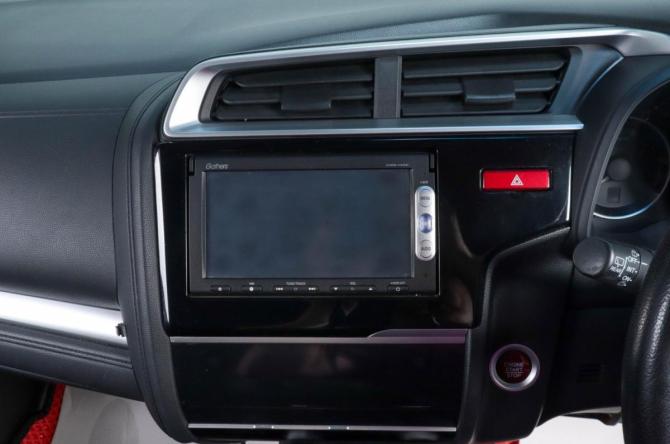 Honda Fit III с пробегом 2013 года, цена 1 479 000 рублей, 81000 км, хэтчбек, Автокод Объявления