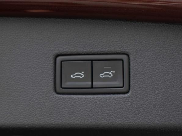 Volkswagen Tiguan II Рестайлинг с пробегом 2021 года, цена 2 850 000 рублей, 93000 км, внедорожник, Автокод Объявления