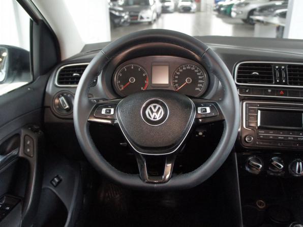 Volkswagen Polo V Рестайлинг с пробегом 2017 года, цена 792 000 рублей, 135000 км, седан, Автокод Объявления