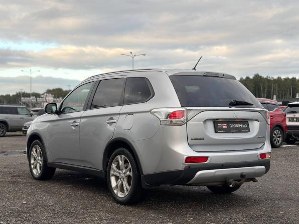 Mitsubishi Outlander III с пробегом 2014 года, цена 1 295 000 рублей, 196000 км, внедорожник, Автокод Объявления