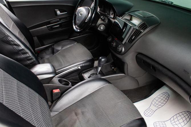 Kia Ceed I с пробегом 2007 года, цена 679 000 рублей, 270000 км, хэтчбек, Автокод Объявления