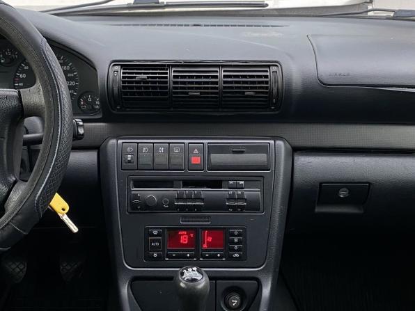 Audi A4 I (B5) с пробегом 1997 года, цена 299 000 рублей, 345610 км, универсал, Автокод Объявления