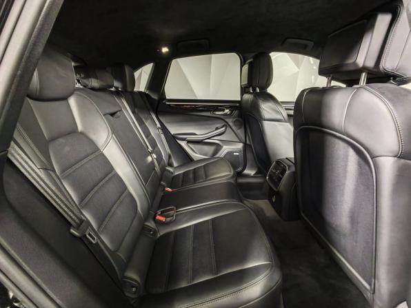 Porsche Macan I Рестайлинг с пробегом 2019 года, цена 4 595 000 рублей, 96436 км, внедорожник, Автокод Объявления