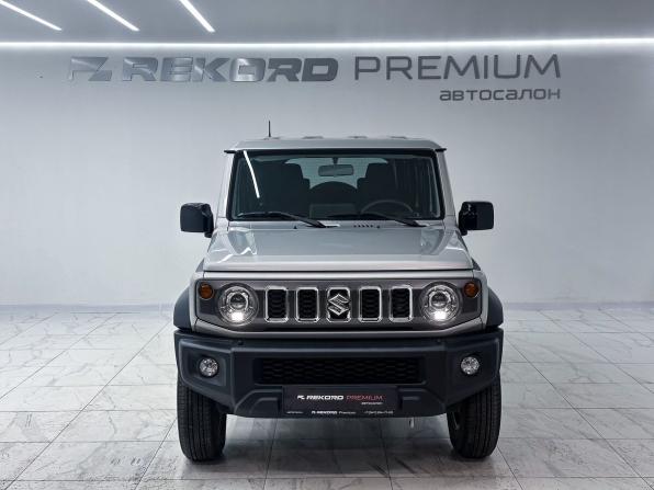 Suzuki Jimny IV с пробегом 2025 года, цена 3 650 000 рублей, 614 км, внедорожник, Автокод Объявления