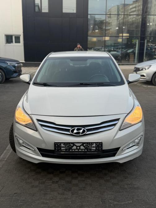 Hyundai Solaris I Рестайлинг Мурманск  - изображение 2