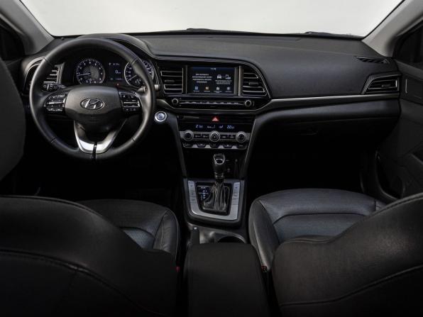 Hyundai Elantra VI (AD) Рестайлинг с пробегом 2019 года, цена 1 500 000 рублей, 113639 км, седан, Автокод Объявления