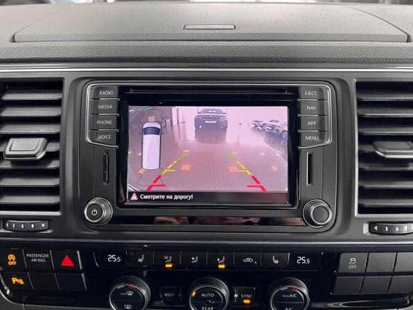 Volkswagen Multivan T6 с пробегом 2019 года, цена 3 395 000 рублей, 146822 км, минивэн, Автокод Объявления