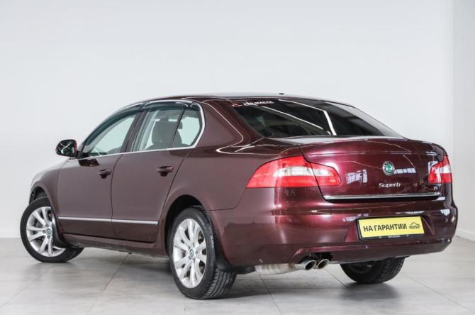 Skoda Superb II с пробегом 2010 года, цена 1 099 000 рублей, 216000 км, лифтбек, Автокод Объявления