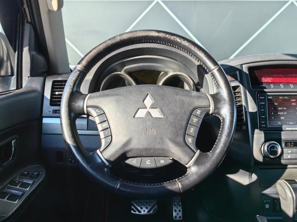 Mitsubishi Pajero IV Рестайлинг 1 с пробегом 2012 года, цена 1 899 000 рублей, 158618 км, внедорожник, Автокод Объявления