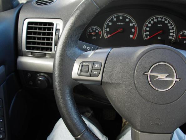 Opel Vectra C Рестайлинг с пробегом 2008 года, цена 1 320 000 рублей, 61044 км, седан, Автокод Объявления