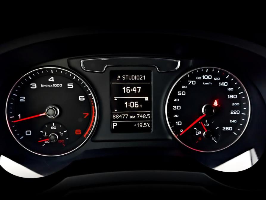 Audi Q3 I (8U) Рестайлинг Москва  - изображение 13