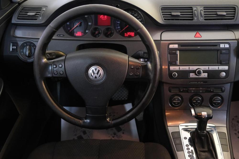 Volkswagen Passat B6 Омск  - изображение 12