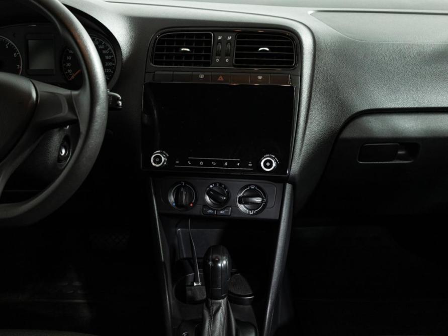 Volkswagen Polo V Рестайлинг Санкт-Петербург  - изображение 14