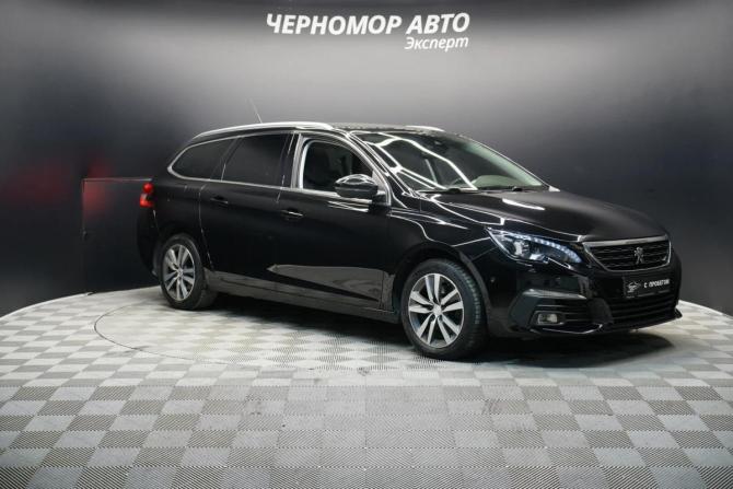 Peugeot 308 II Рестайлинг с пробегом 2018 года, цена 1 690 000 рублей, 149447 км, универсал, Автокод Объявления