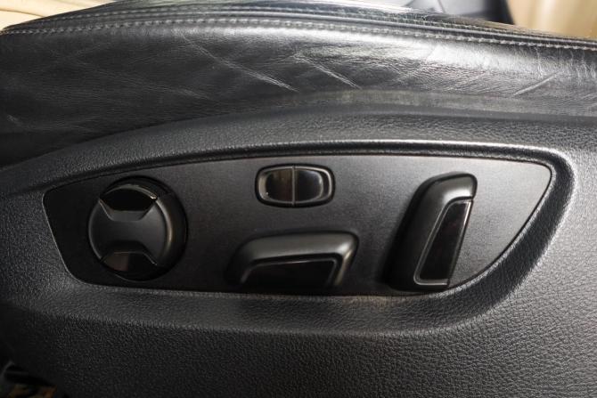 Volkswagen Touareg II с пробегом 2011 года, цена 2 149 000 рублей, 179000 км, внедорожник, Автокод Объявления