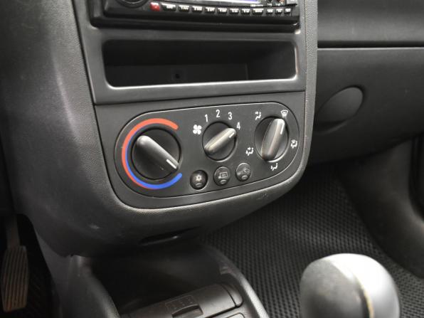Opel Corsa C Рестайлинг с пробегом 2004 года, цена 390 000 рублей, 125327 км, хэтчбек, Автокод Объявления