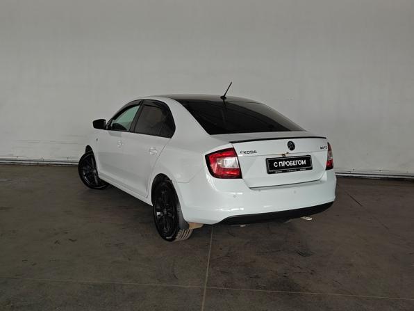 Skoda Rapid I с пробегом 2016 года, цена 920 000 рублей, 235384 км, лифтбек, Автокод Объявления