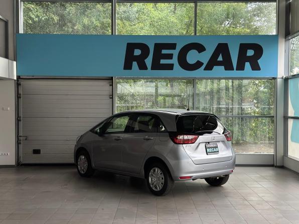 Honda Fit IV с пробегом 2020 года, цена 1 400 000 рублей, 88334 км, хэтчбек, Автокод Объявления