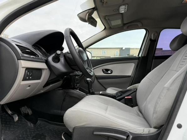 Renault Megane III с пробегом 2009 года, цена 399 000 рублей, 272001 км, универсал, Автокод Объявления