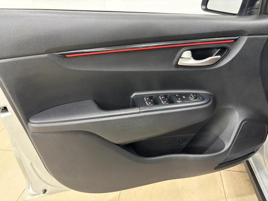 Kia Rio IV Альметьевск  - изображение 9